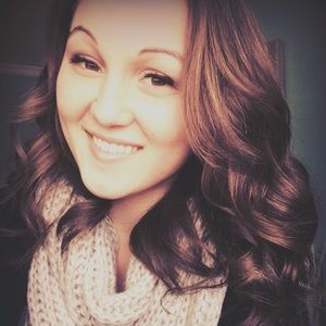 Meet your Posher, Taryn